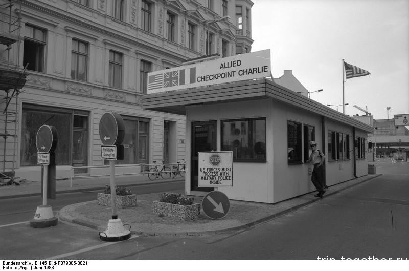 Juni 1988 Berlin (West), Grenzübergang Checkpoint Charlie, Bezirk Kreuzberg