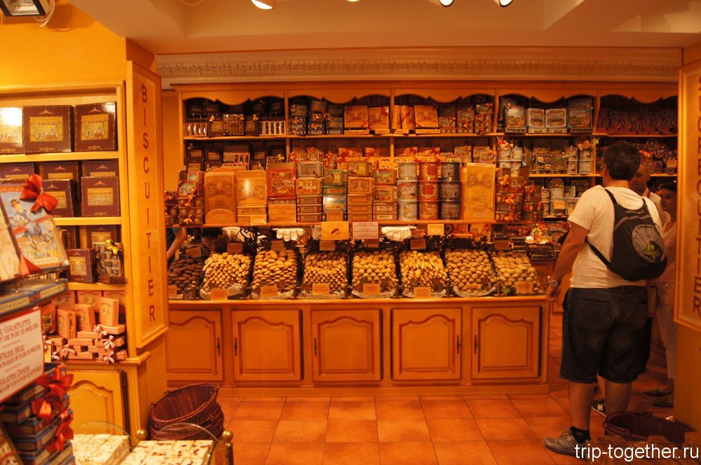 Магазин бельгийского шоколада в Брюгге