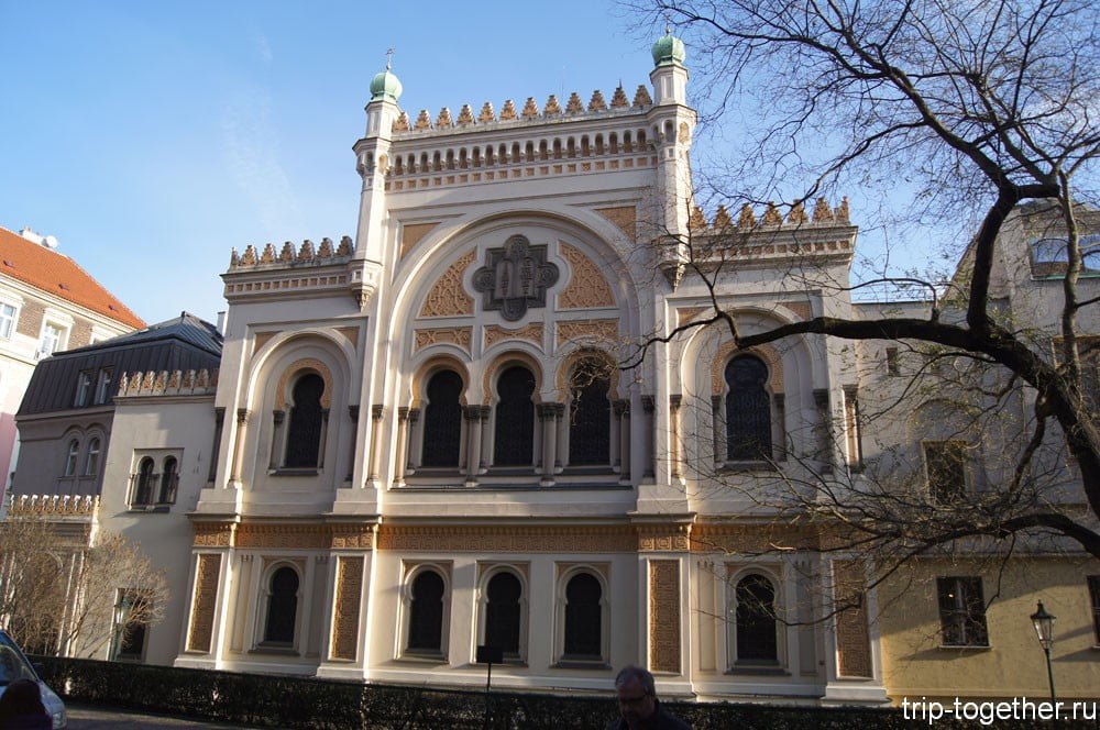 Испанская синагога в Еврейском квартале Праги