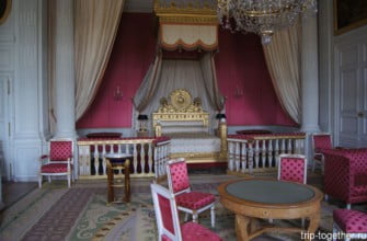 Интерьеры дворца Большой Трианон в Версале