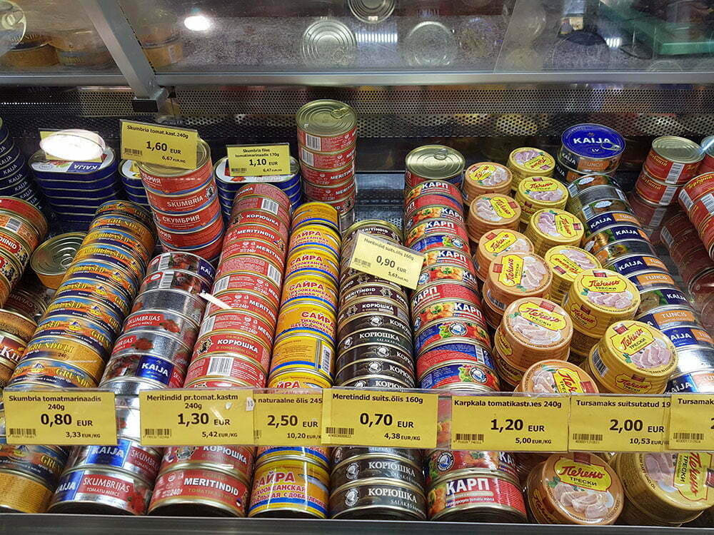 Цены и ассортимент рыбных консервов на таллинском рынке
