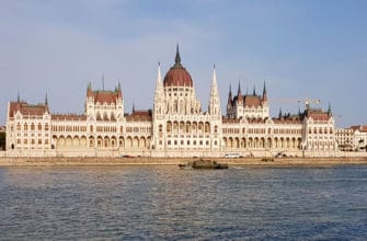 Здание Парламента в Будапеште