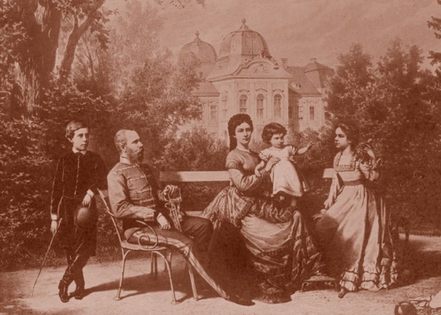 Император Франц Иосиф и Елизавета с детьми в Гёдёллё