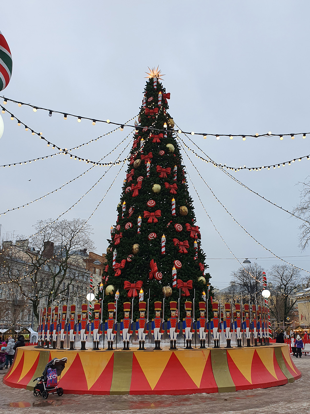 Главня елка на Манежной площади