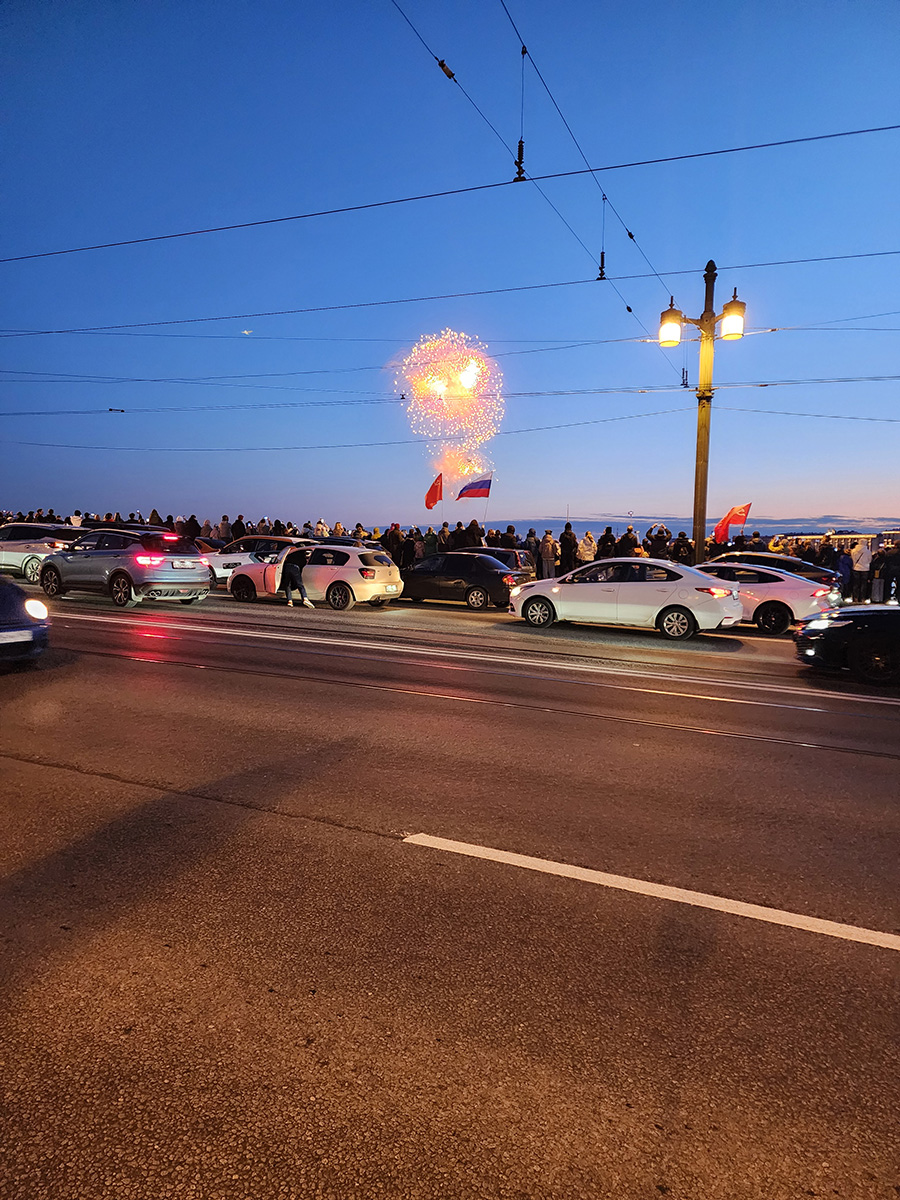 Салют с Литейного моста так видно
